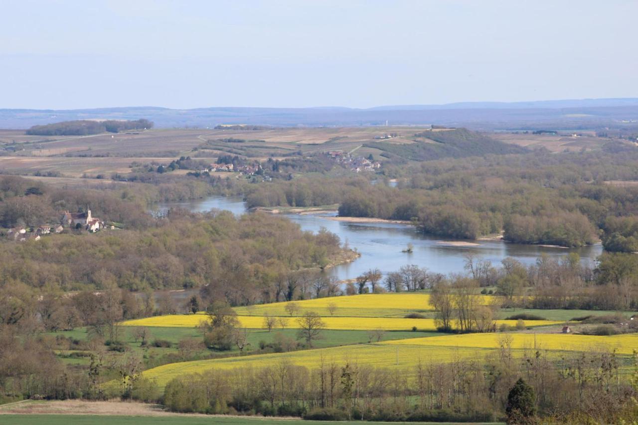 Chambre D'Hotes "Au Bord De Loire" La Marche 外观 照片